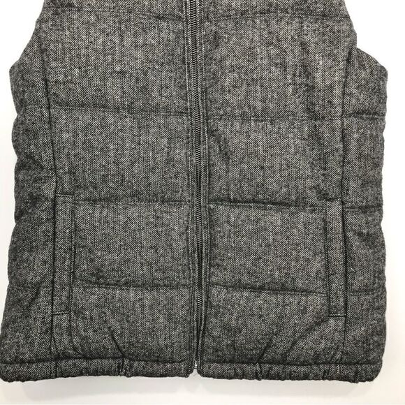 Old Navy Gray Marled Tweed Fleece Lined Zip Up Puffer Vest - Picture 7 of 16